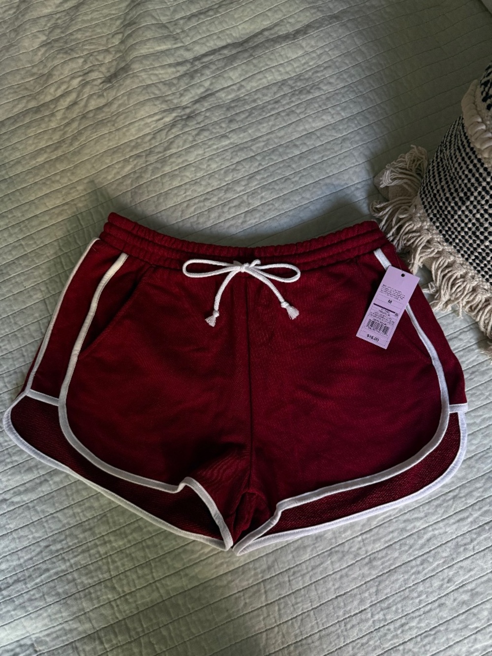 NWT Wild Fable High-Rise Dolphin Shorts Maroon Women's Size M